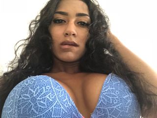 CamillaHot
