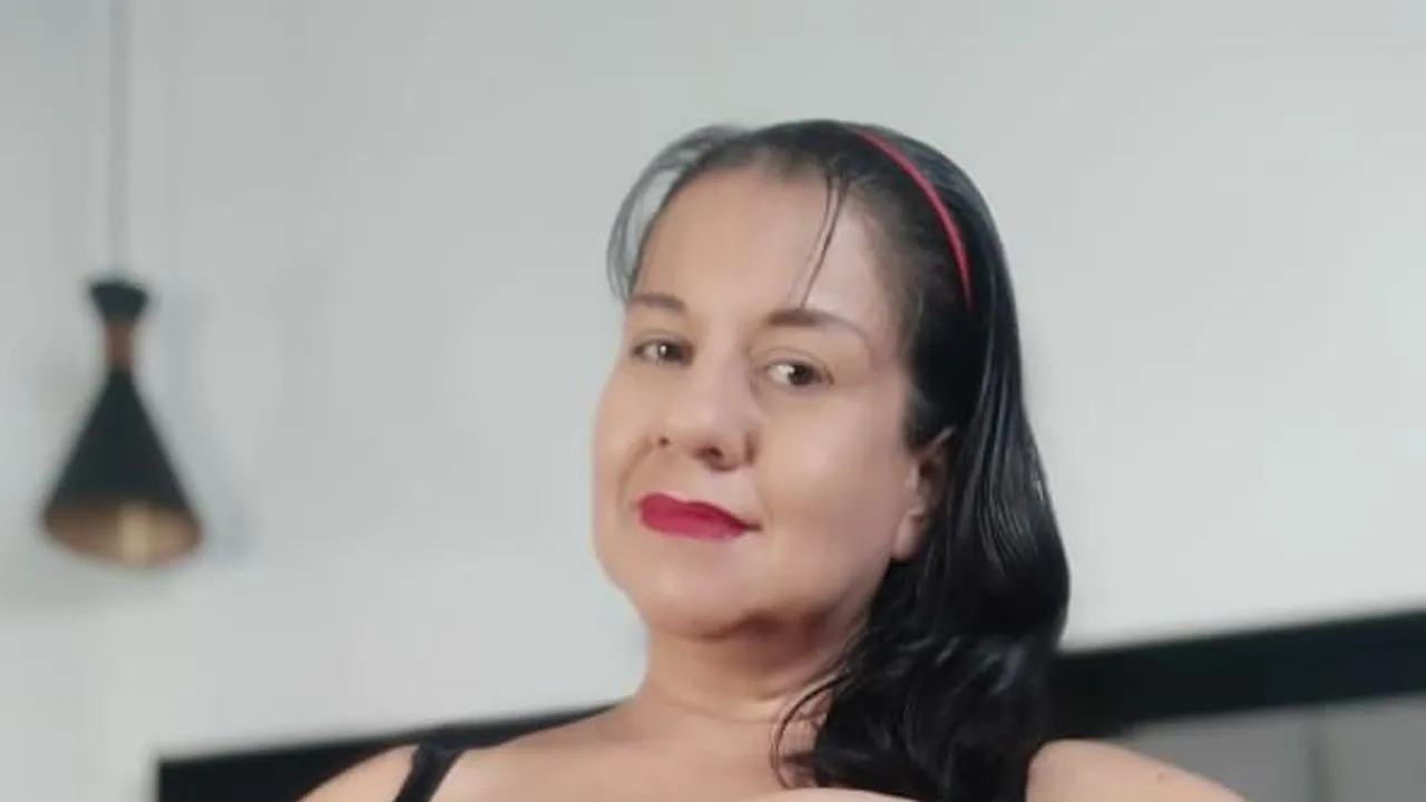 LadyBigboobs