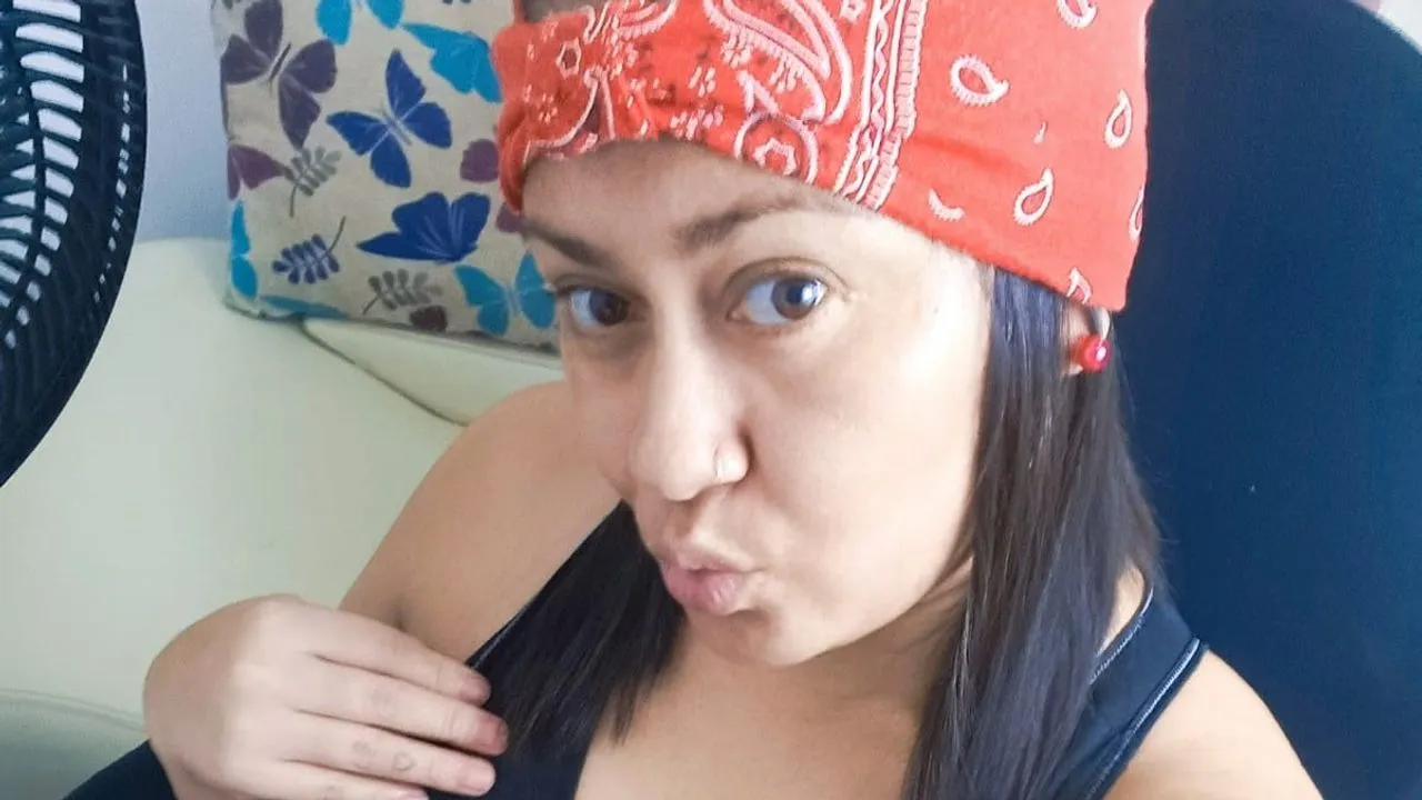 AliceFoxMilf