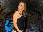 HotPollyAh