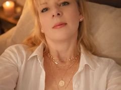 SuesseJanina LiveCam