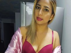 LunaraHorny LiveCam