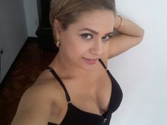 MarceHot LiveCam