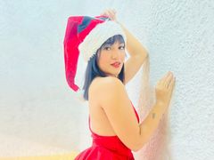 EmilyyHot LiveCam