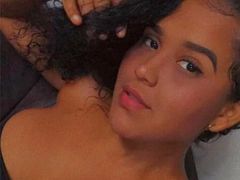 SexyyCanela LiveCam