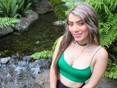 MelaniGomez LiveCam