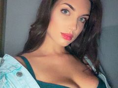 LaraXxxCroft LiveCam