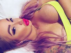 BustyVicky LiveCam