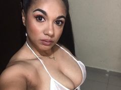 LilyRobins LiveCam