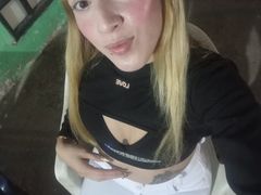 PamelaSkinny LiveCam