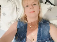 SuesseJanina LiveCam