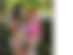 Larissa-TS+Mia-May LiveCam