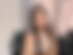 bby_schoolgiirl LiveCam