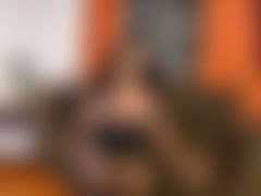 BeaHugeSucker LiveCam
