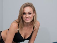 HuebscheLena LiveCam