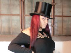 LadyNadineBauer LiveCam