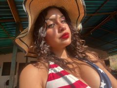 CurlyDani LiveCam