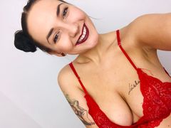 AdrianaRay