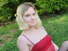 LovlyLuna LiveCam