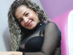 BlondySweet LiveCam