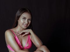 SaraKinky LiveCam