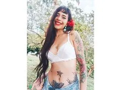 LuisaLang LiveCam