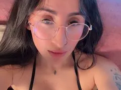 leila_petitee LiveCam