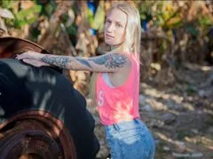PlaygamesAnalBLond LiveCam