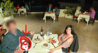 AUCH IM RESTAURANT, VOR DEN GÄSTEN WIRD GEFICKT!