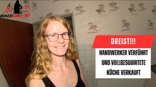 Handwerker verführt und voll gesquirtete Küche verkauft!