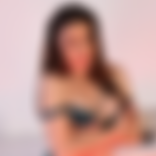 Larissa-TS