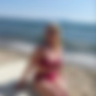 GoldenMilf