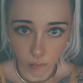 Sarah_Sky