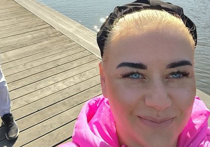 Vorschaubild HornyVicky