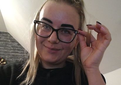 Vorschaubild HornyVicky