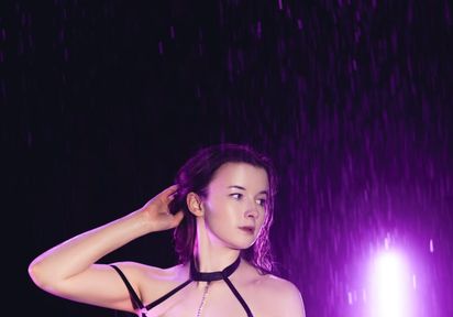 Sexcam von Luna_Cherry komm und besuche sie live im Sexcam Chat