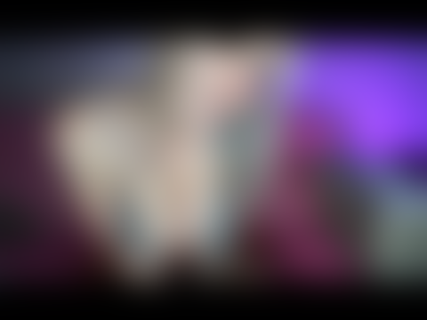 geile Studentin verführt den Rektor mit ihren großen Titten zum ficken