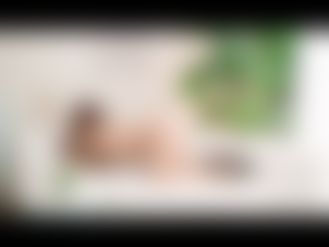 Micaela Schäfer - Sexy Strip unter Palmen