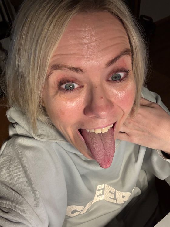 Juuuungsss.... 😜Danke, dass ihr den Stream so geil gemacht habt… jetzt hängt meine Zunge schon raus, weil ich morgen kaum erwarten kann, was ihr mit mir anstellt Freu mich riesig auf euch!🔥😈💦💥