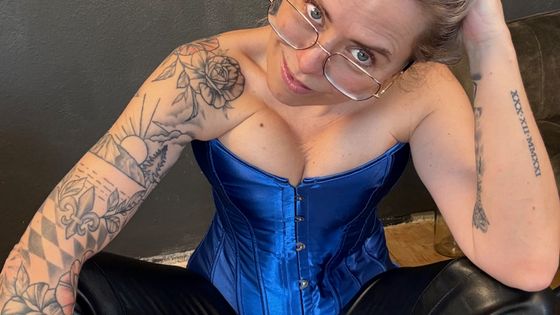 ...mit mir in den Tag starten?💕... Ruf mich an🤙🤳💦🥵 