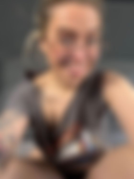 Mittagsabwixxen💦💦 Let´s go Jungs! Bin noch LIVE!💋