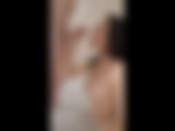 Blowjob mit Mund voller Sperma im Jacuzzi