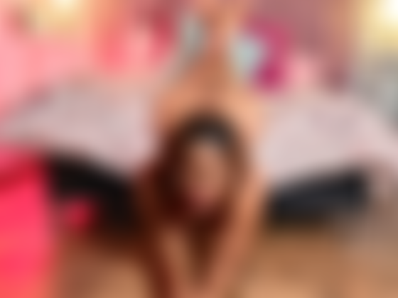 Pussy Squirt + Tight Anal Tease Show Coming Up Now