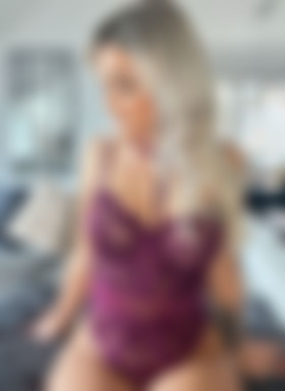 ONLINE! Los schreib mich privat an ;) Für heiße............