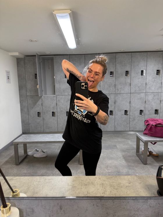 In meinem Alter plötzlich Gym-Ratte… was fällt mir noch alles ein?😁🥵Kommt ihr mit schwitzen oder nur gucken? 💪