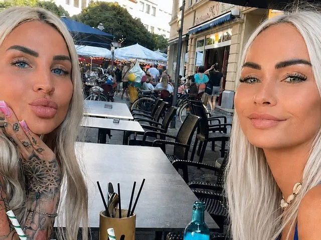 HaileyB+CoraDiamond - Sexy Liveshow
