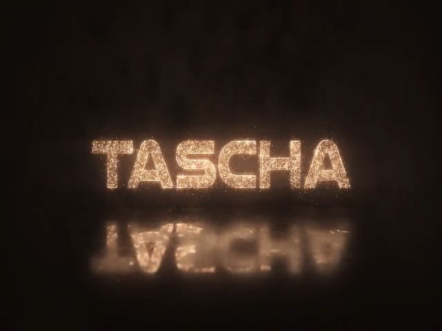 Tittenfick mit Dildo