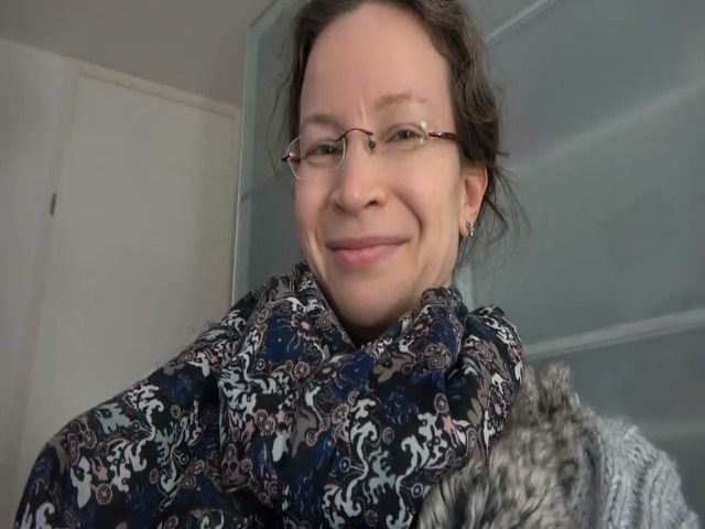 Leck meine behaarte Pussy zum Orgasmus!