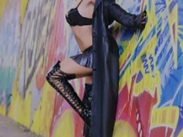 Sexcam von NelaCindy