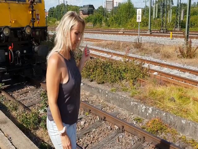 Auf dem Bahnhof gepisst und 2 weitere geile Szenen